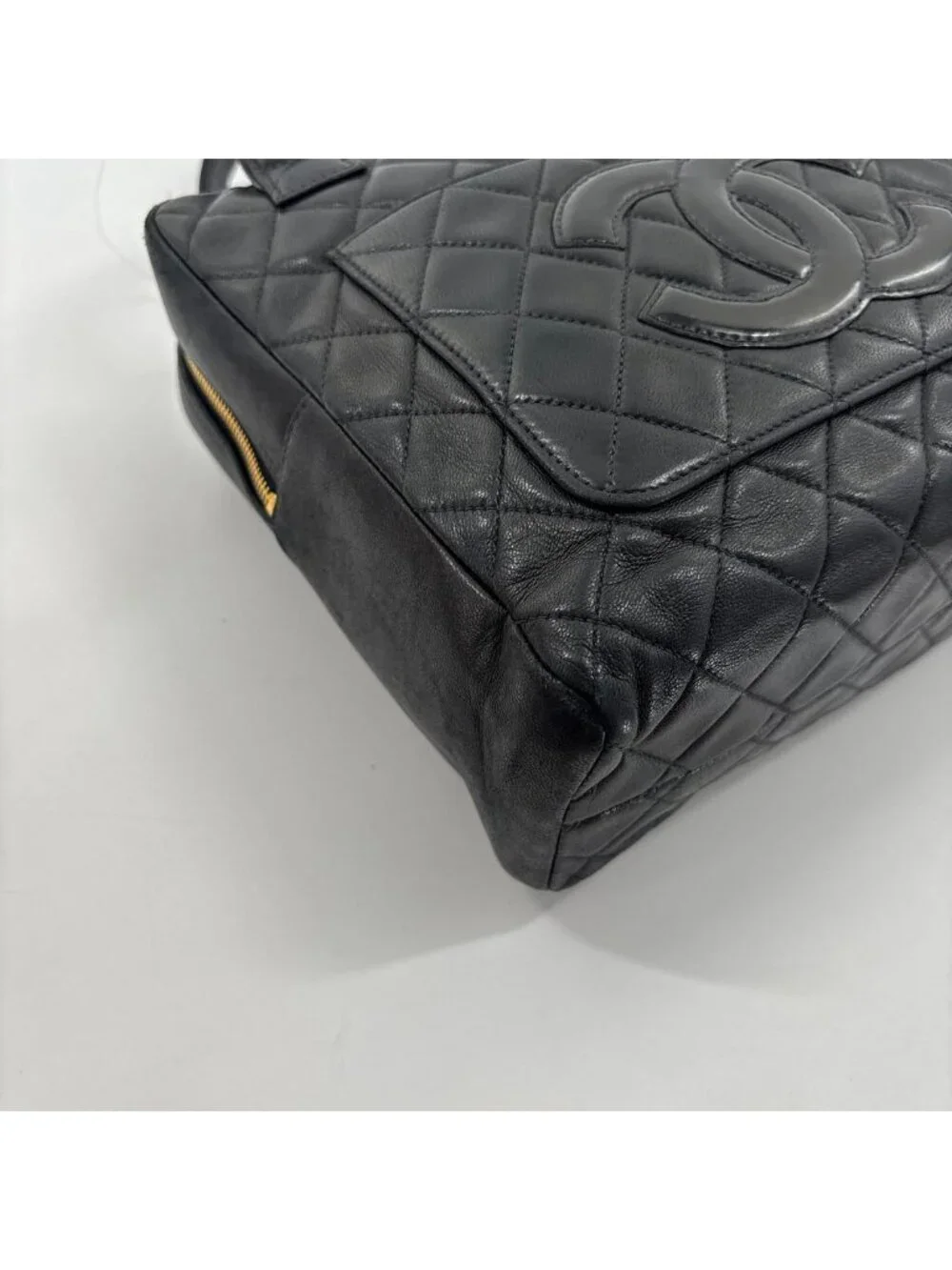 Chanel Super Lambskin CC Logo Tote Black